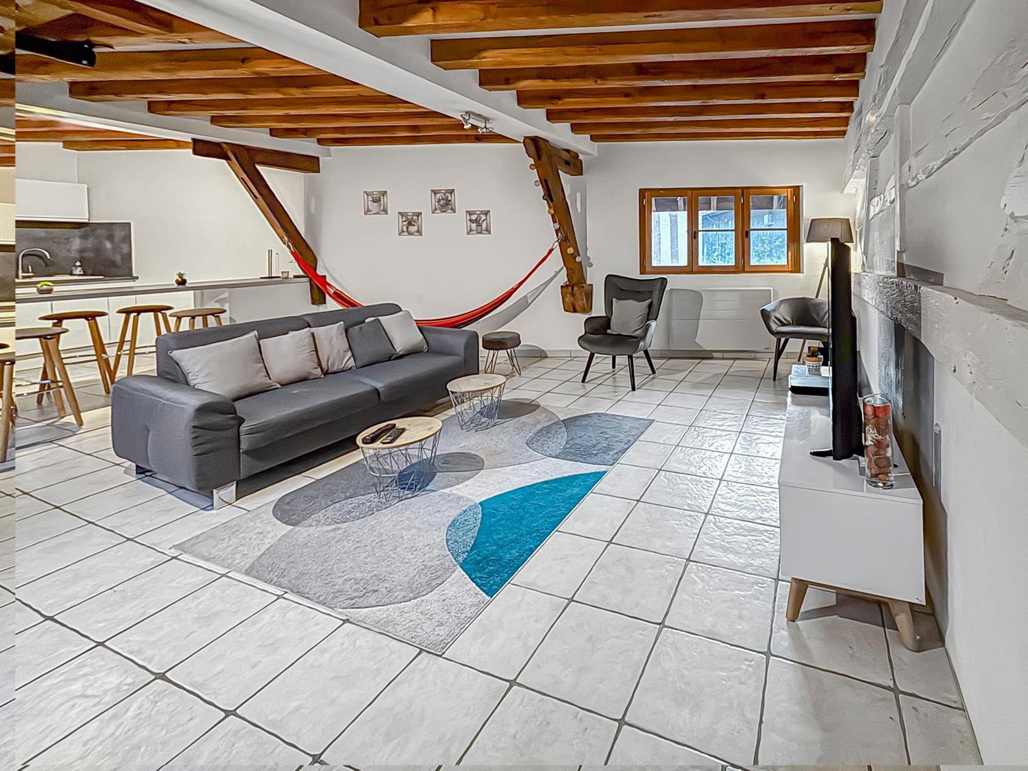 Spacieux & Lumineux Avec Smart Tv Et Wi-Fi Rapide Troyes Luaran gambar